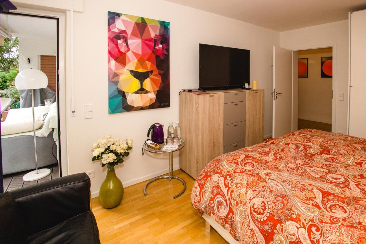 Modernes Und Gemuetliches Designerzimmer Karlsbad Exterior photo
