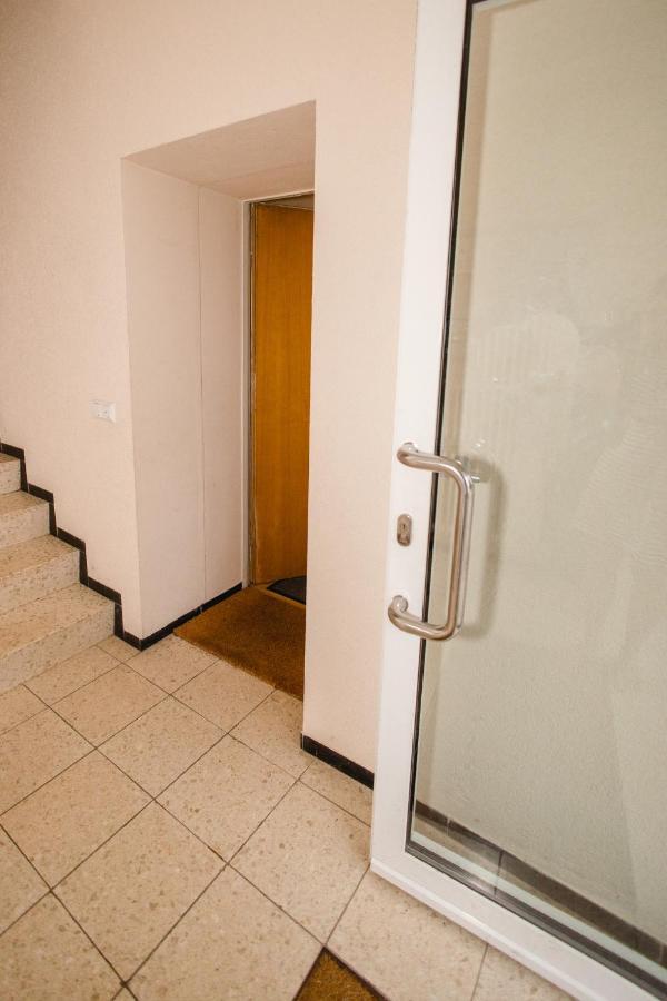Modernes Und Gemuetliches Designerzimmer Karlsbad Exterior photo